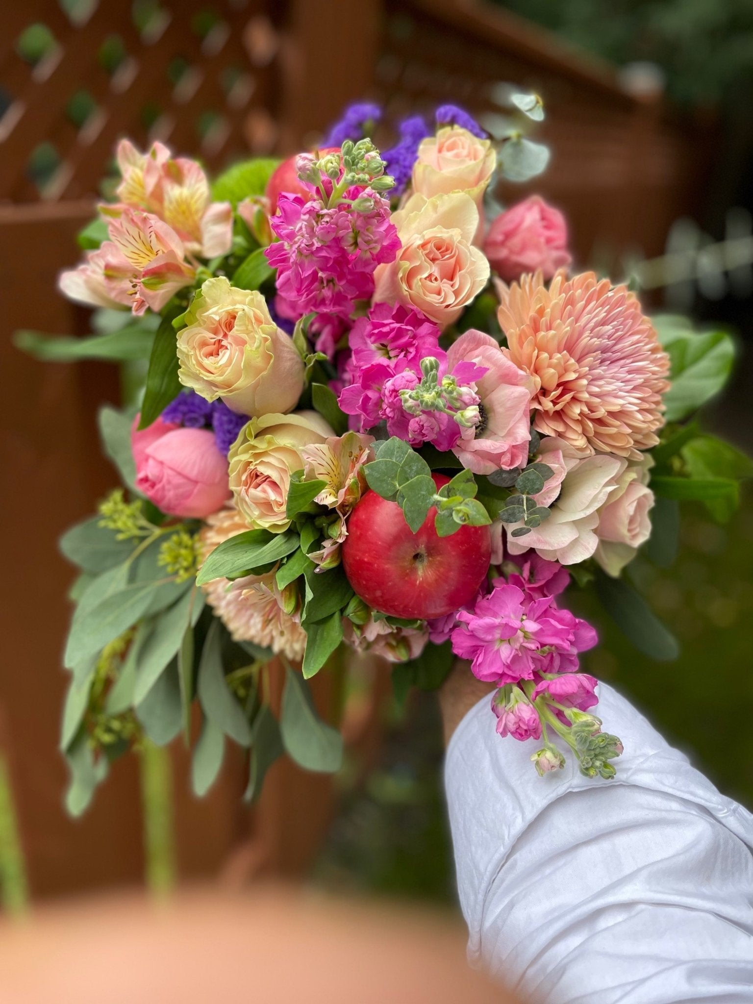 Sweet Pastel Rosh Hashanah Bouquet - Miya Fleuriste - samedaydelivery