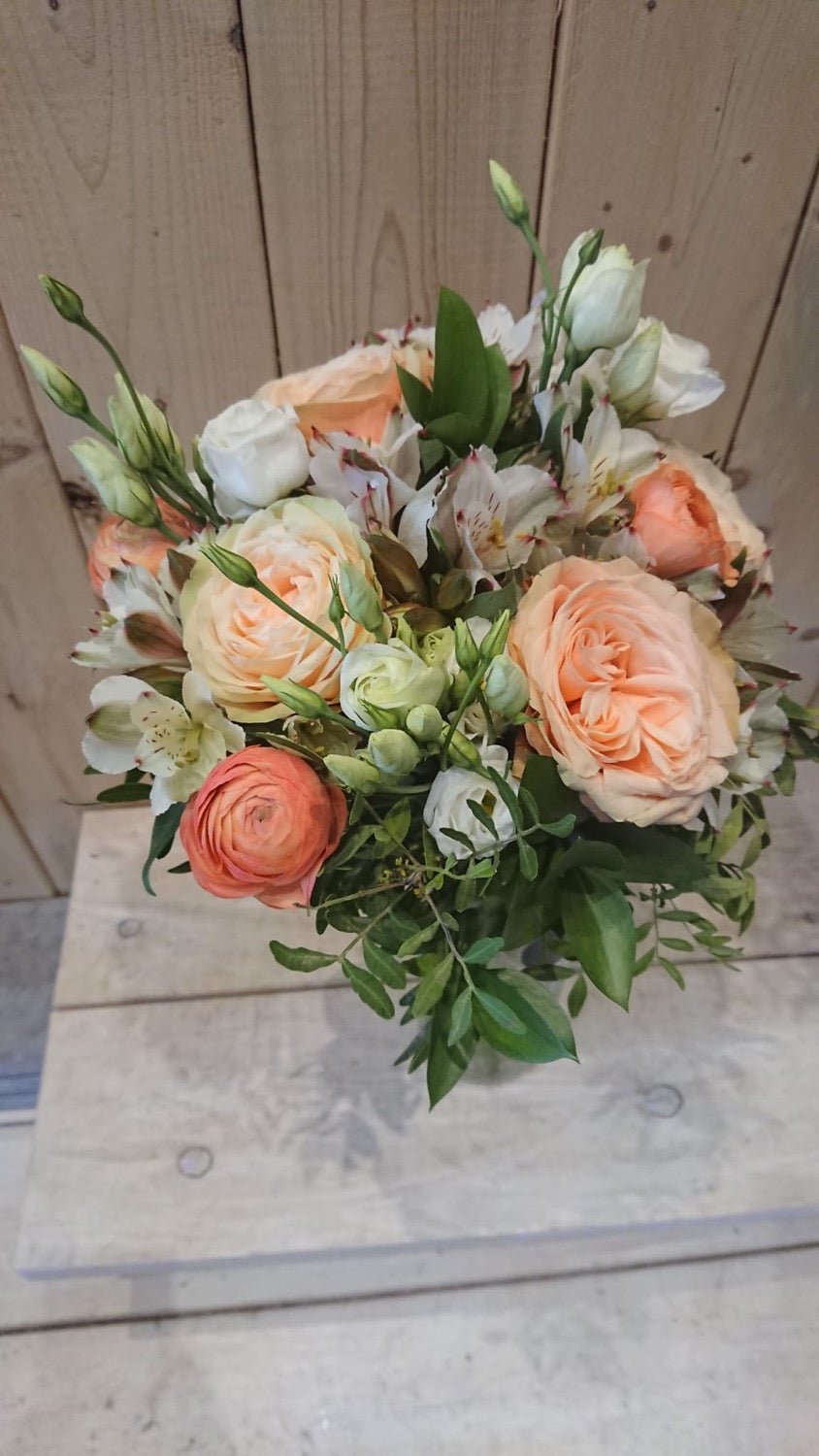 Peach Romance Bouquet - Miya Fleuriste - samedaydelivery