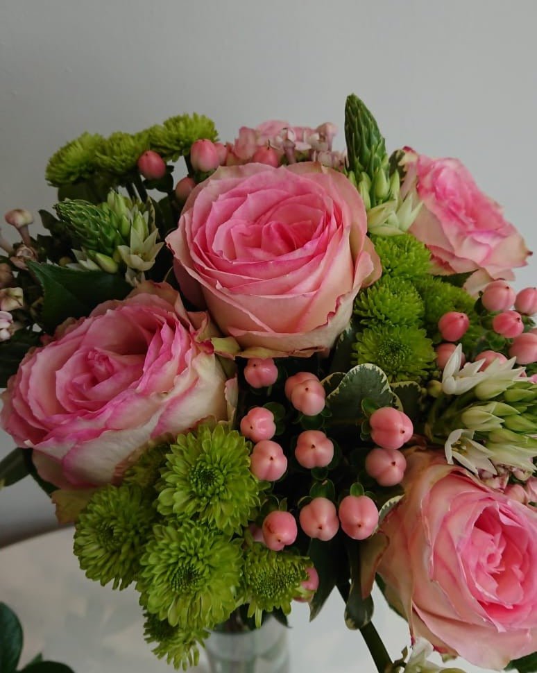 Pinkylicious Bouquet - Miya Fleuriste - samedaydelivery